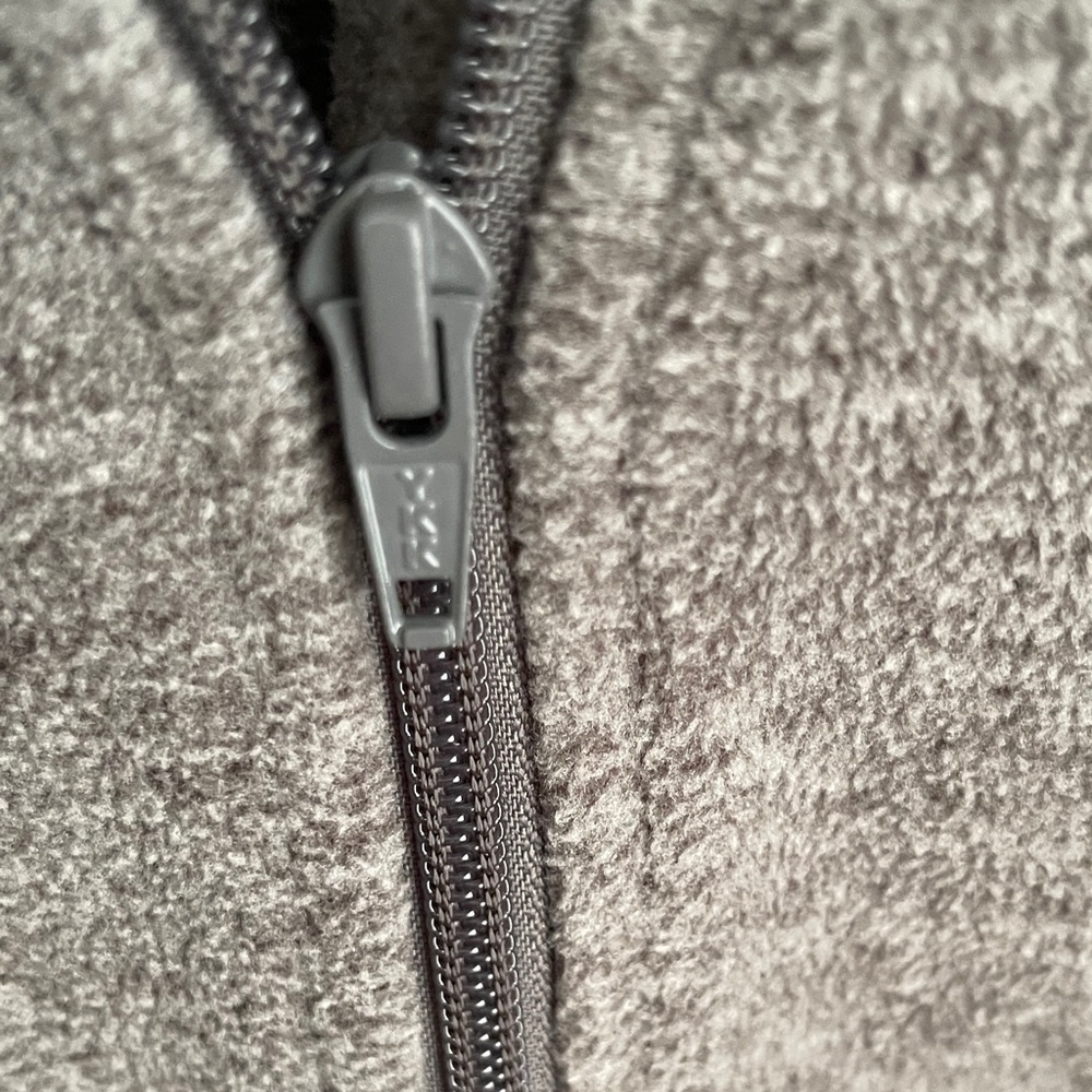 Duluth Trading Co Heather Gray Utility Jacket - Picture 4 of 6